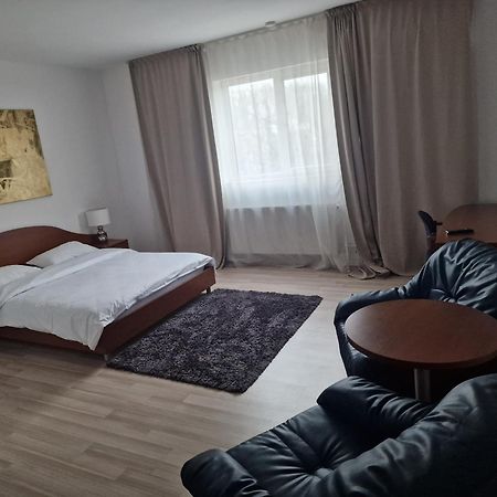 Aparthotel Eden Timisoara Esterno foto