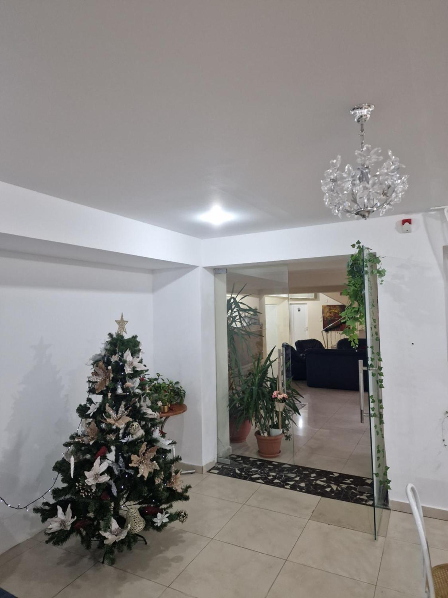 Aparthotel Eden Timisoara Esterno foto